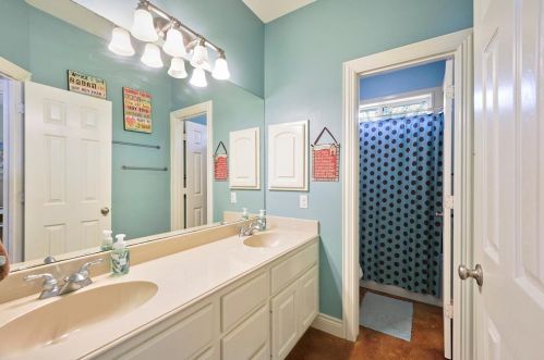 15635 Connie Ln, Montgomery TX 77316-9467 exterior