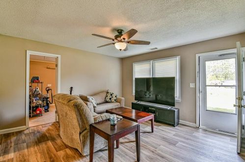 2755 Fran Mar Dr, Gainesville GA 30506-1135 exterior