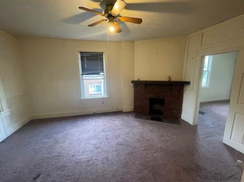 409 Johnston Rd, Pittsburgh, PA 15235-1619