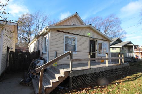 1863 Kinsey St, Meskegon, MI 49441-2910