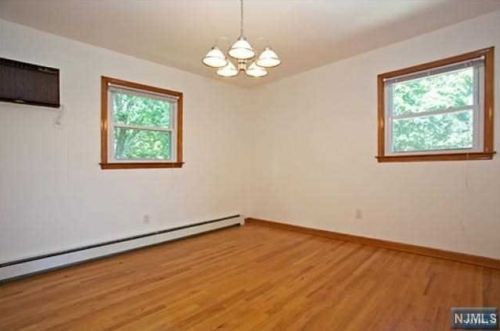 108 Hickory Ave, Tenafly NJ 07670-1547 exterior