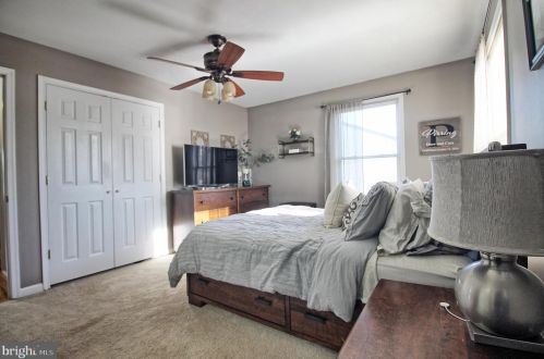 1630 Midland Rd, Edgewater MD 21037-2421 exterior