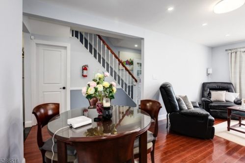 221 Myrtle Ave, Irvington NJ  07111-2657 exterior