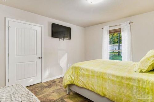 3906 Jarrett St, Milton FL  32571-2426 exterior