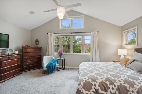 4008 Kolmar Ave, Chicago IL 60712-4703 exterior