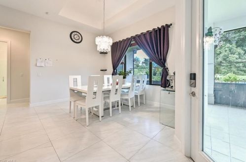 3391 7 Ave, Naples FL 34119-1523 exterior