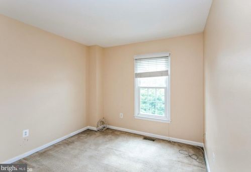 7409 Duddington Dr, Alexandria VA 22315-3847 exterior