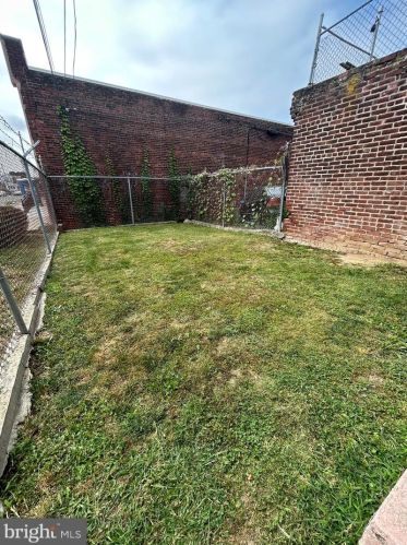 6200 Cedar Ave, Philadelphia PA  19143-2298 exterior