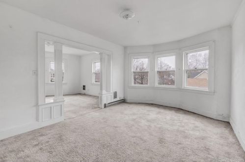 251 Flax Hl Rd, Norwalk CT 06854-2505 exterior