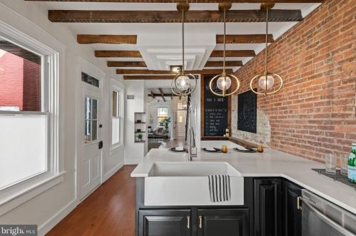 460 Queen St, Lancaster PA  17603-5618 exterior