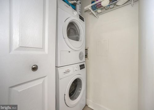 1421 3 St, Washington DC 20001-1960 exterior