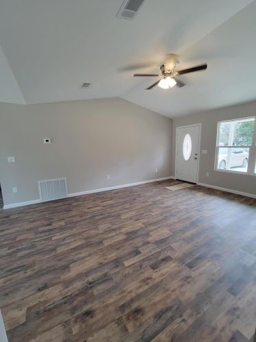 28 Shorey Dr, Defuniak Springs FL 32433 exterior