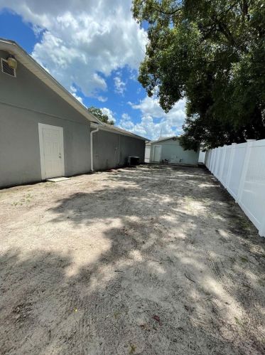 7019 Blossom Ave, Tampa FL 33614-3137 exterior