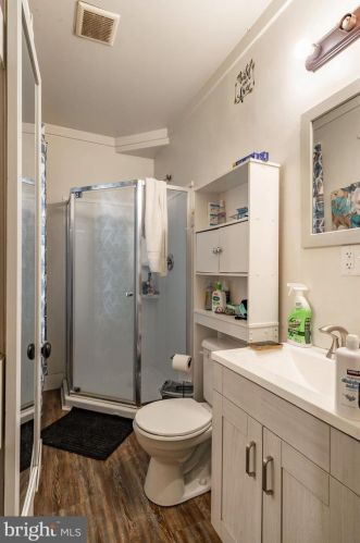 680 Columbia Ave, Lancaster PA 17603-3652 exterior