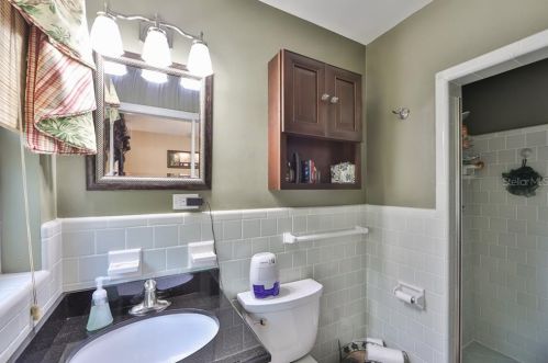 407 Bon Aire Ave, Tampa FL 33617-6322 exterior