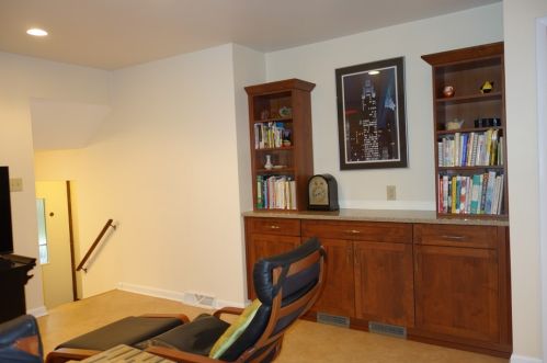 2244 Reis Run Rd, Pittsburgh PA 15237-1470 exterior