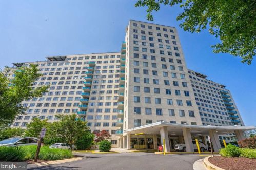 10500 Rockville Pike, Rockville MD  20852-3359 exterior