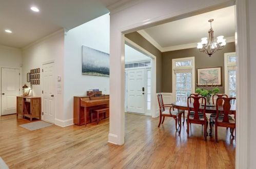 1584 Dresden Dr, Atlanta GA 30341-5263 exterior