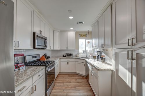 4152 4th Ave, Phoenix AZ  85013-3033 exterior