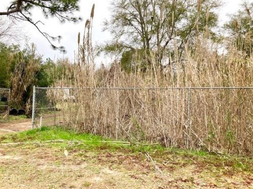 8388 Us Hwy 90, Defuniak Springs FL 32433-1497 exterior