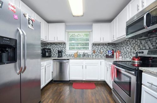 1379 Aniwaka Ave, Atlanta GA  30311-3507 exterior