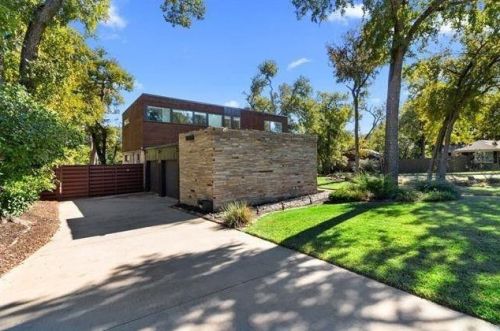 9562 Ash Creek Dr, Dallas TX  75228-3770 exterior