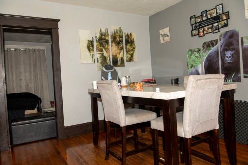 229 College St, Springfield MA 01109-4404 exterior