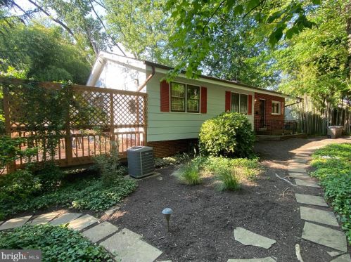 5707 Halpine Rd, Rockville MD exterior