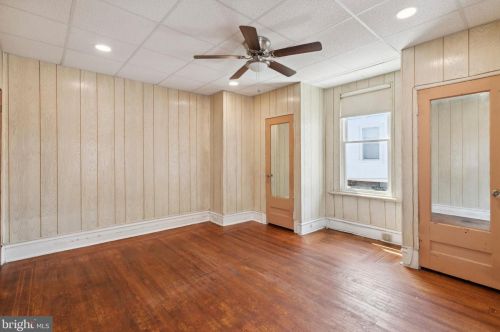 6252 Larchwood Ave, Philadelphia PA 19143-1912 exterior