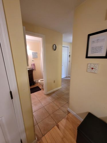 42 Modena Dr, Concord, NH 03303-1548