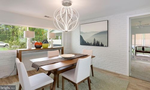 1228 Morningside Ln, Alexandria VA 22308-1042 exterior