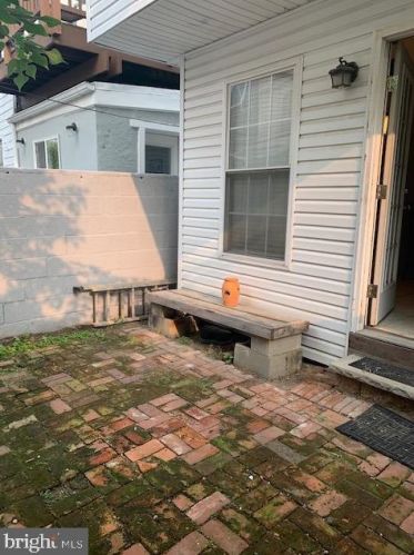 2018 Carpenter St, Philadelphia PA  19146-2617 exterior