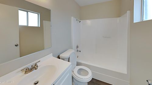 2007 58 Dr, Phoenix AZ 85031-1805 exterior