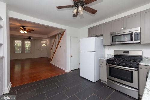 7246 Bryan St, Philadelphia PA 19119-1635 exterior