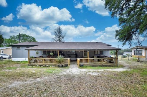 2015 Indian Hl Dr, Spring Branch TX 78070-3916 exterior