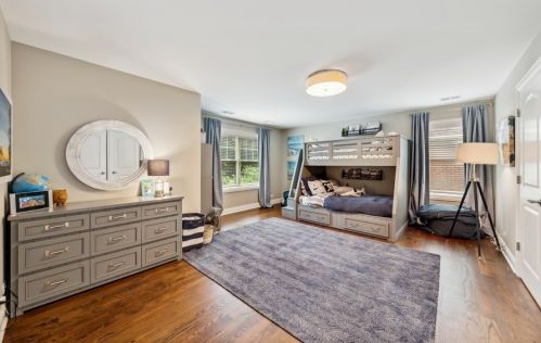 670 Bryan St, Elmhurst IL 60126-4342 exterior