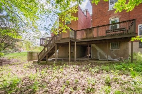 426 Marshall Ave, Pittsburgh PA 15214-3022 exterior