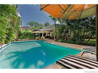 1152 Kealaolu Ave, Honolulu, HI 96816-5419