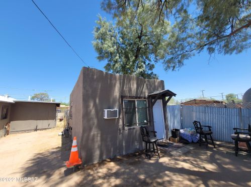 3667 8th Ave, Tucson, AZ 85713-6101