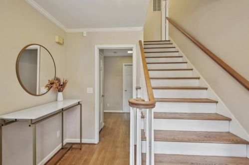 3937 Ashford Dunwoody Rd, Atlanta GA  30319-1834 exterior