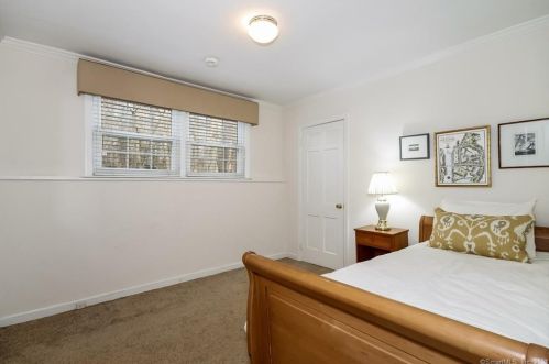 50 High Pt Rd, Westport CT 06880-3905 exterior