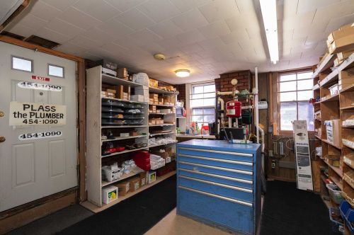 34 Hoffman St, Poughkeepsie NY 12601-1712 exterior