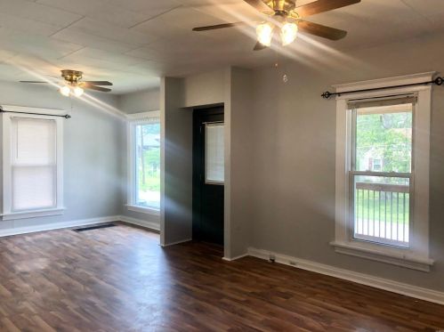 10418 Maddox Pl, Saint Louis MO  63114-2432 exterior