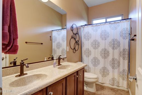 44008 50 Ln, Phoenix AZ 85035-2017 exterior