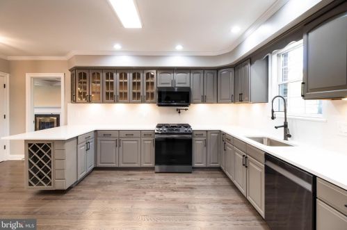 7725 16th St, Washington DC  20012-1460 exterior