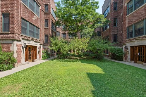 5547 Kimbark Ave, Chicago IL 60637-1618 exterior