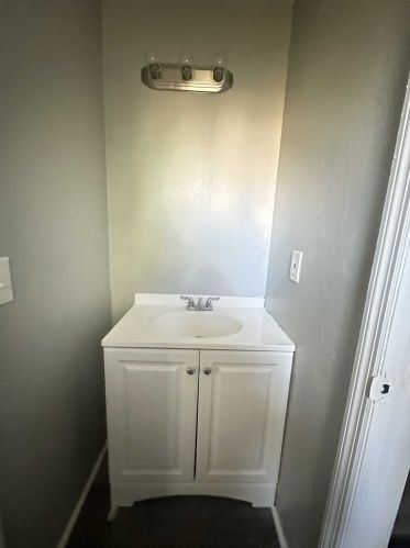 3 Fallkill Pl, Poughkeepsie NY  12601-1804 exterior