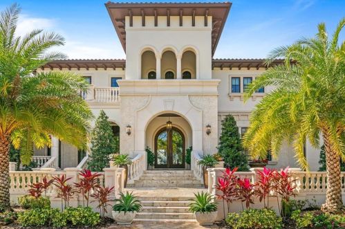 2621 Dundee St, Tampa FL  33629-7516 exterior