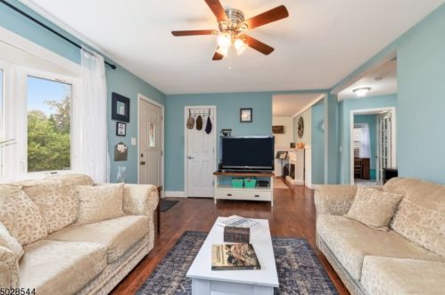 73 Laramie Rd, Plainfield, NJ 07060-2951