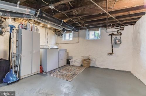 1638 Lawrence St, Philadelphia PA 19120-1859 exterior